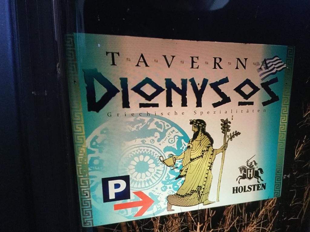 Dionysos Hotel Neumünster Buitenkant foto