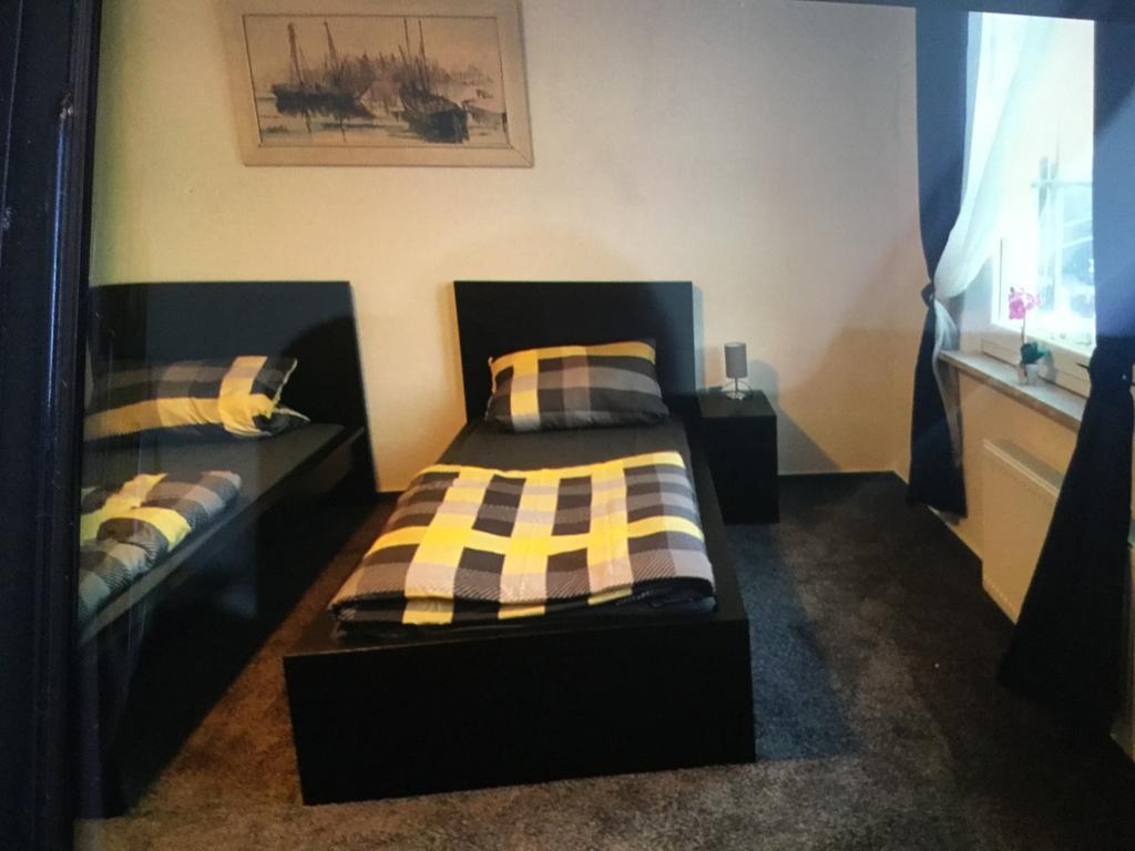 Dionysos Hotel Neumünster Buitenkant foto